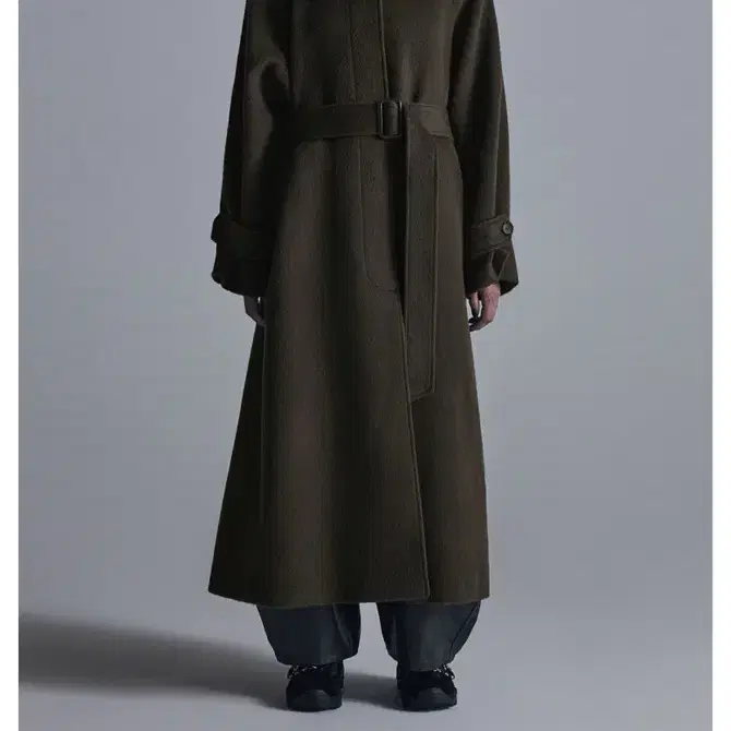 트리밍버드 트라움 발마칸 롱 코트 카키 브라운 새상품 24fw