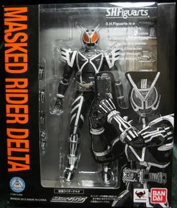 반다이 S.H.Figuarts 가면라이더 555 (파이즈) 가면라이더 델타