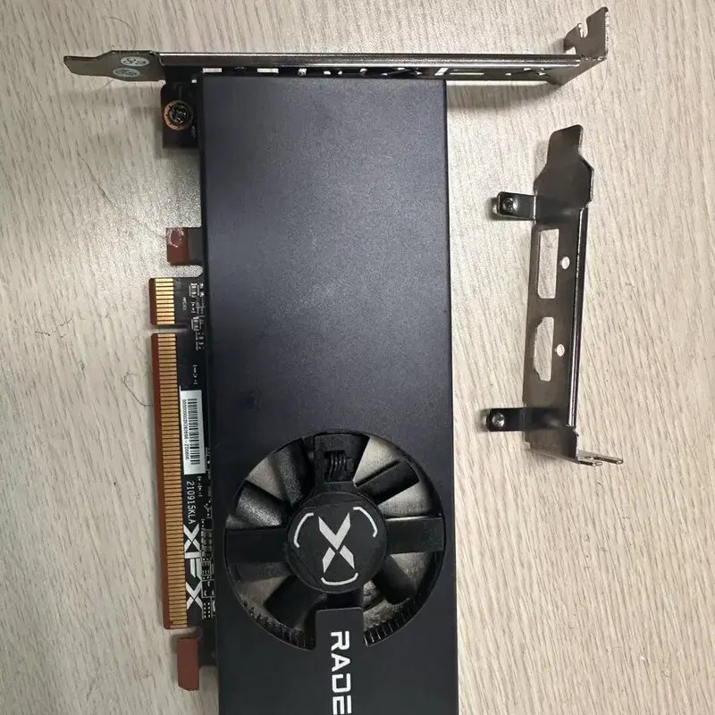 Radeon 라데온 rx6400 4g LP 브라켓 포함