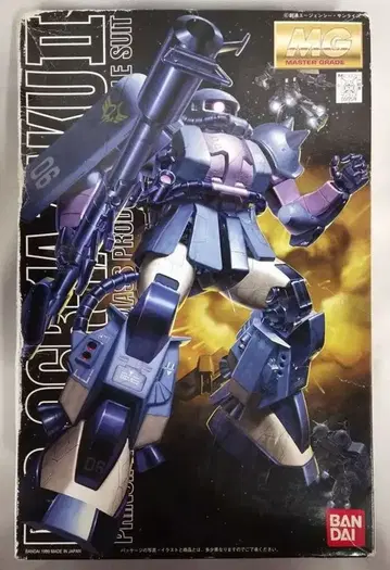 반다이 MG/건담 MSV 검은 삼연성용 자쿠 II 1/100, MG