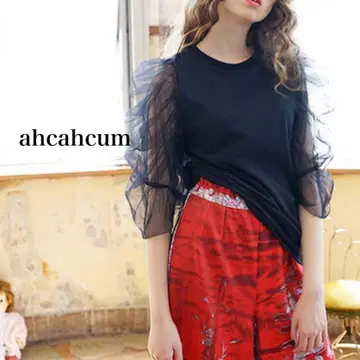 ahcahcum 아차츄무 천축 튤 퍼프 Tee