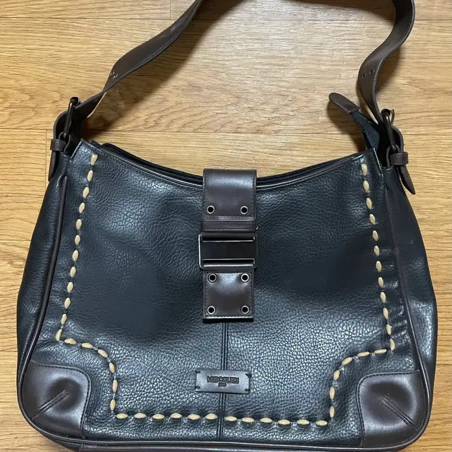 MERCOLEDI Leather Bag