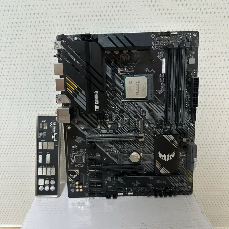 라이젠7 5800X cpu ASUS TUF B550-PLUS 메인보드