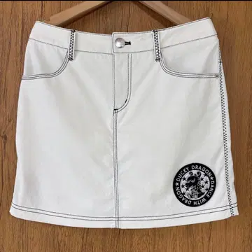 댄스 위드 드래곤 M