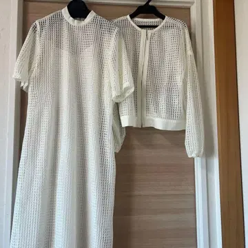 real 메쉬 소재 앙상블 화이트