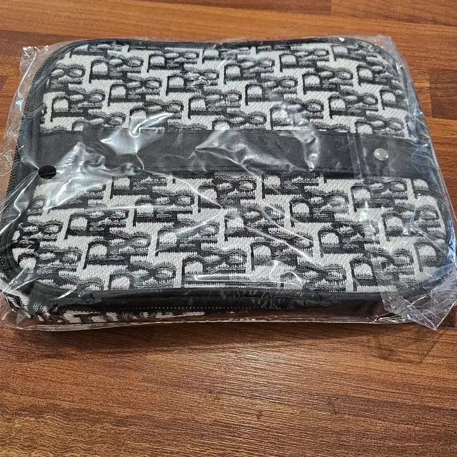 파우치겸 다용도가방
