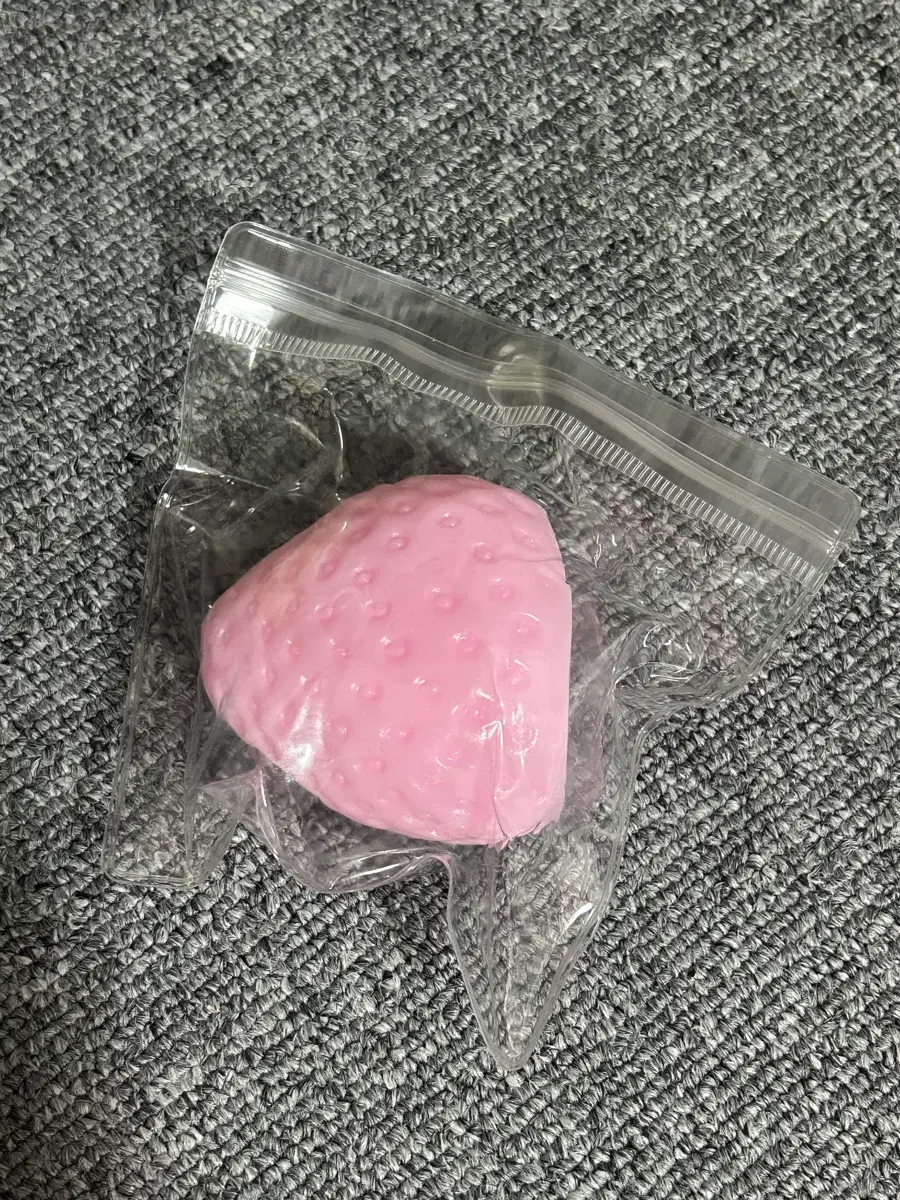 딸기 말랑이 슬랑이 스퀴시