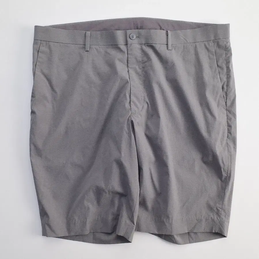 uniqlo / shorts
