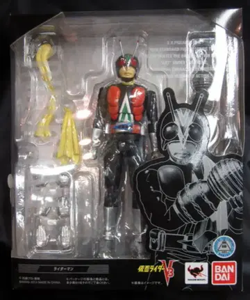 반다이 S.H.Figuarts 가면라이더V3 라이더맨