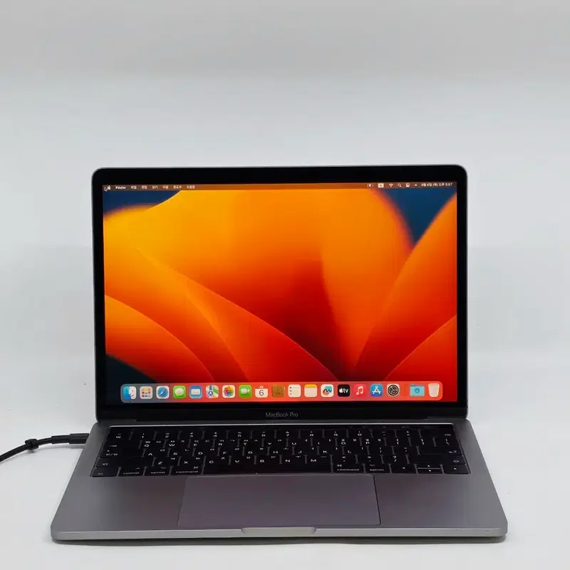 Apple 맥북프로 13형 2017 MPXT2KH/A i5 7세대 / SSD 256GB / Retina 디스플레이 중고 맥북