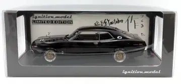 ignition model 1/18 with Mr.Sata 닛산 로럴 2000SGX(C130) 퍼플 2404