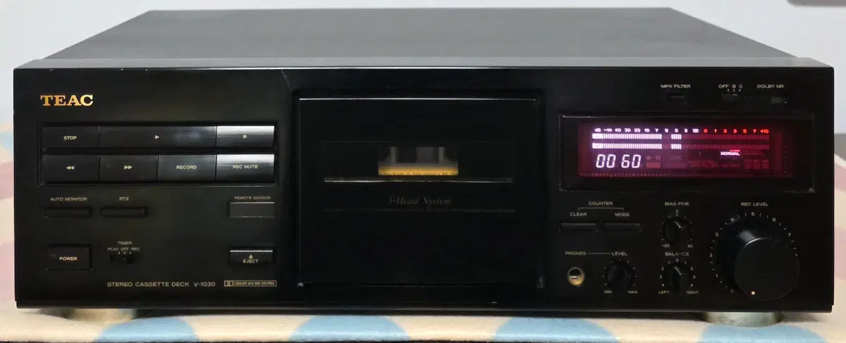 TEAC V-1030