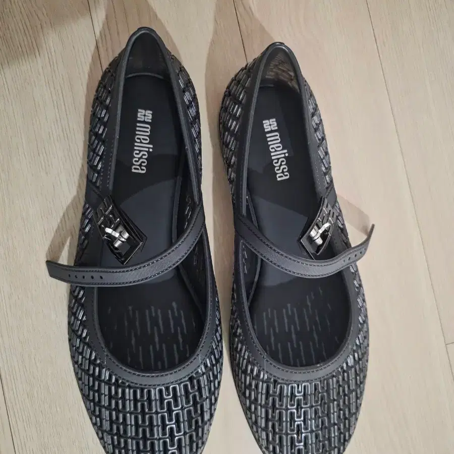 멜리사 메리제인 블랙 젤리슈즈 w6