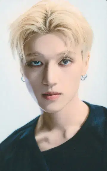 ATEEZ 일반ver WOOYOUNG Ashes to Light