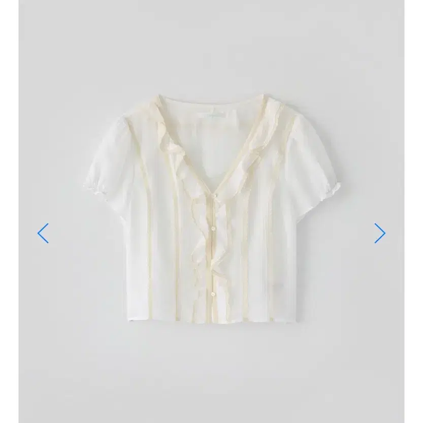 [카리나 착용] 타낫 T/T Eve ruffle blouse (ivory)