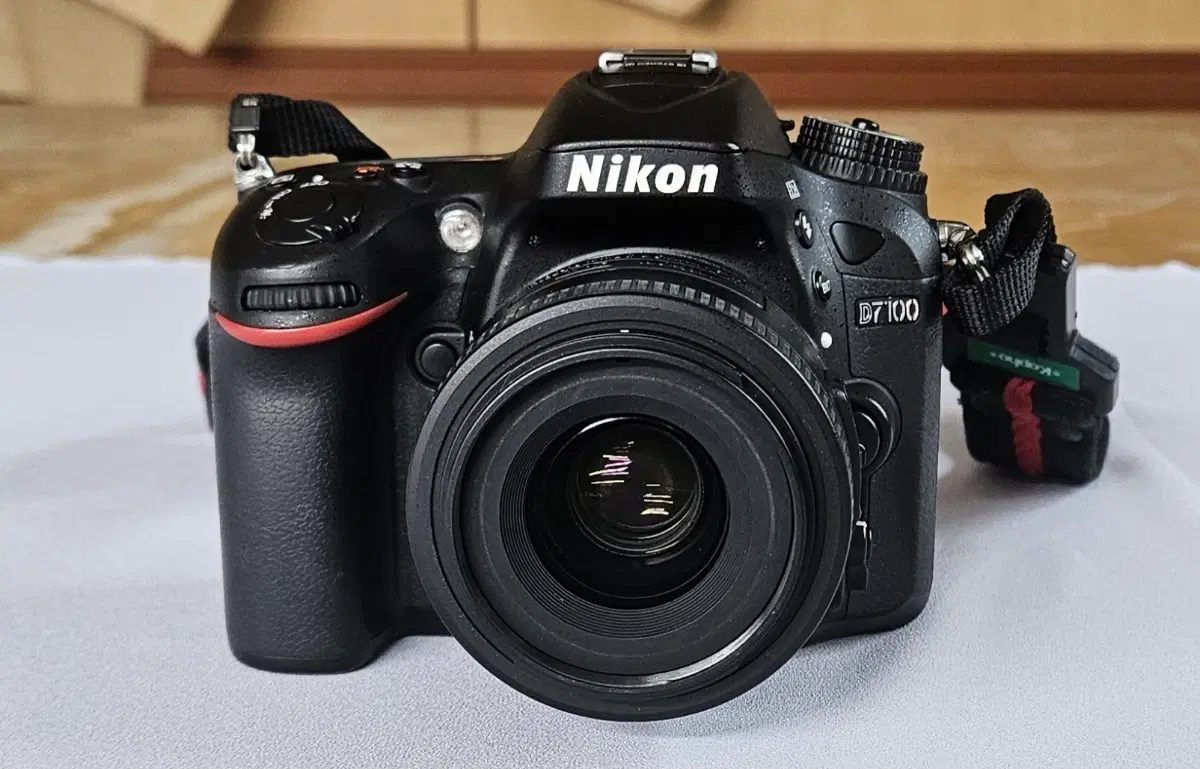 니콘 D7100