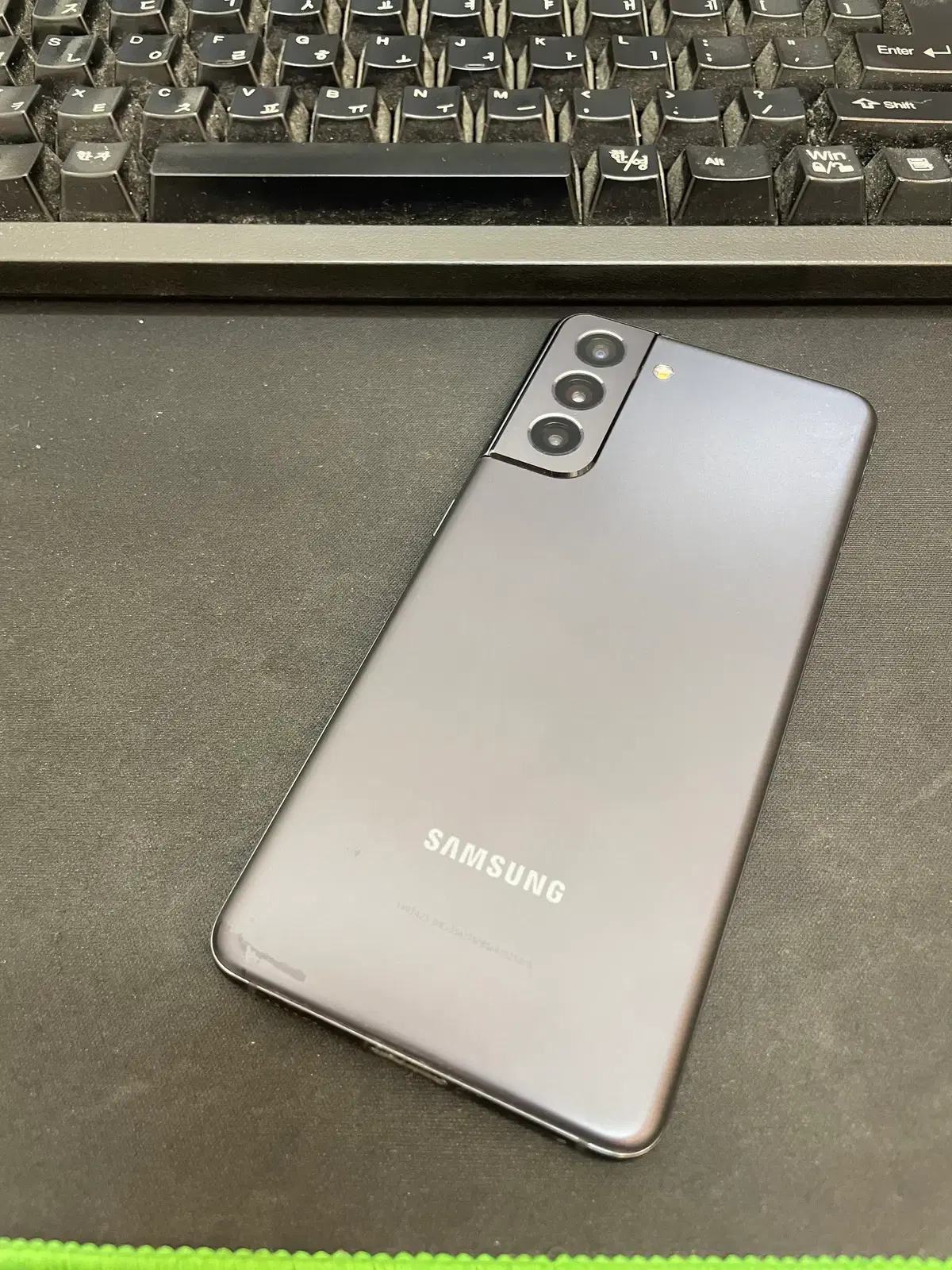 갤럭시S21 그레이 256GB 무잔상 상태좋은 중고23만2천팝니다