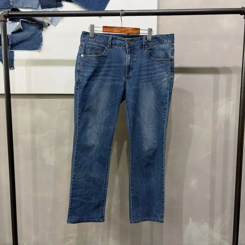 (36인치) 게스 캐주얼 빅사이즈 워싱 스판 데님팬츠 청바지