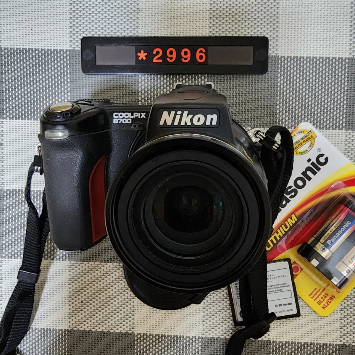 니콘 쿨픽스 8700 디지털카메라
