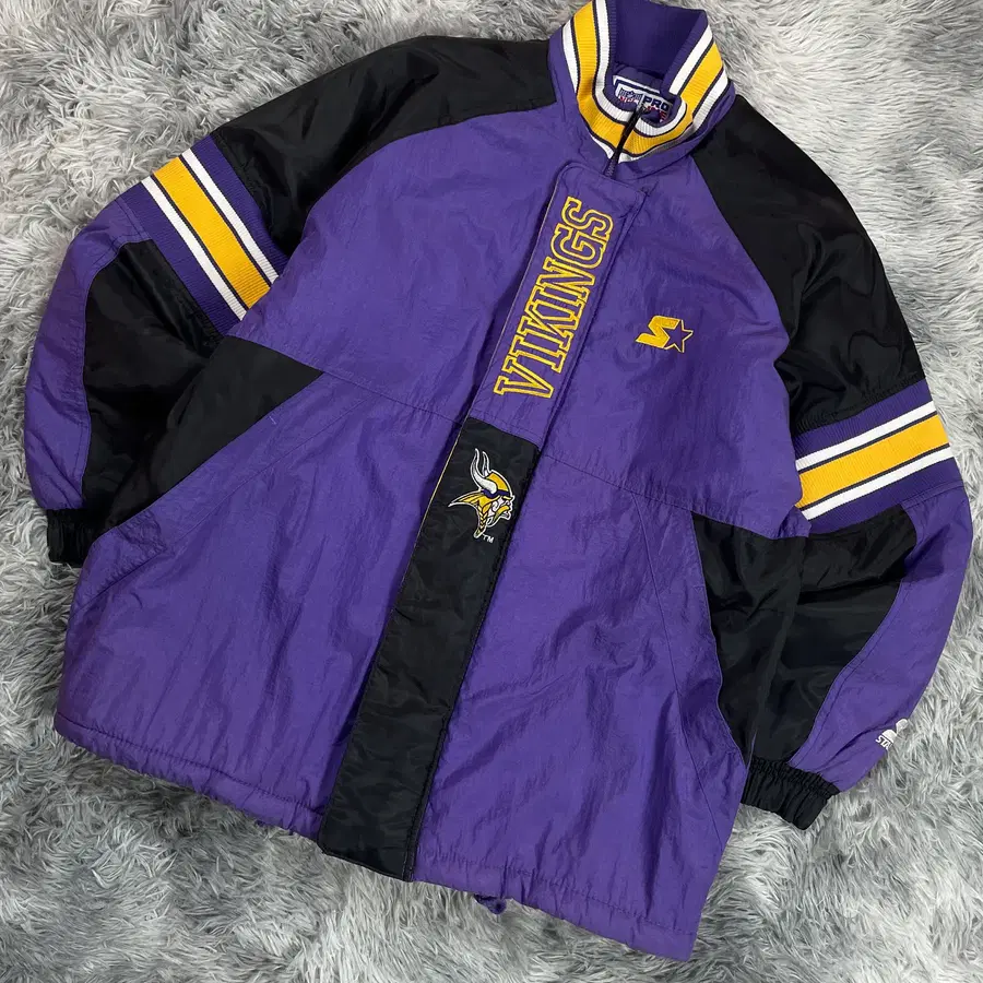 90s 스타터 NFL 바이킹즈 빅로고 누빔 점퍼 자켓 5487