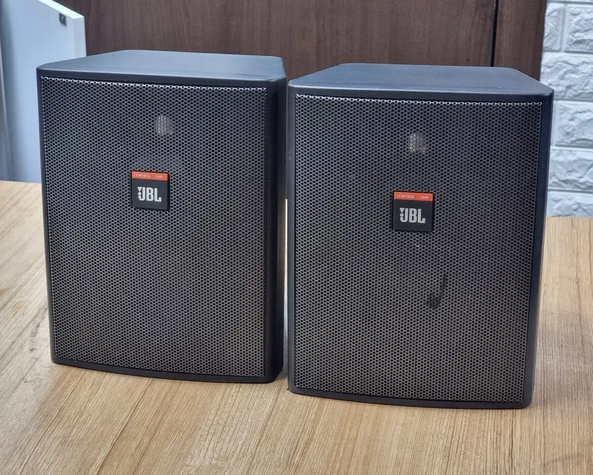 JBL Control 25AV 스피커 1조