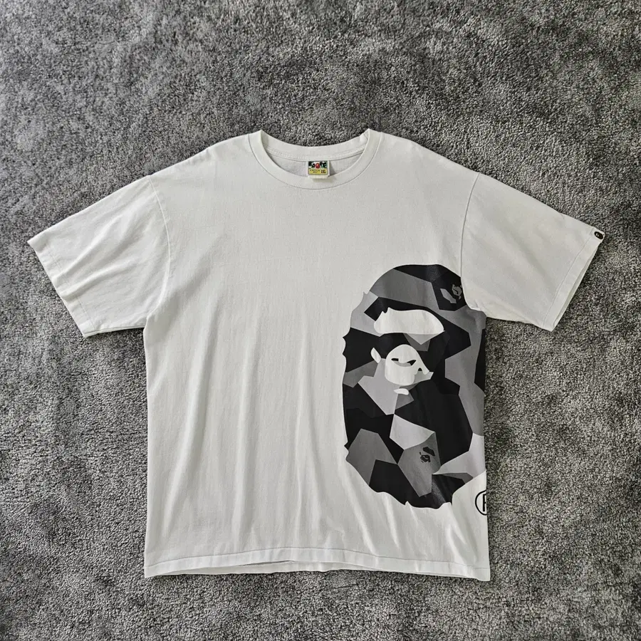 A BATHING APE 반팔 티셔츠