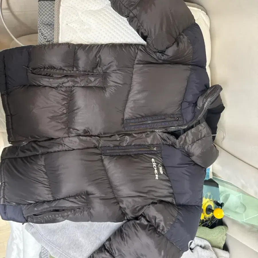 EIDER 카니 다운 자켓 L