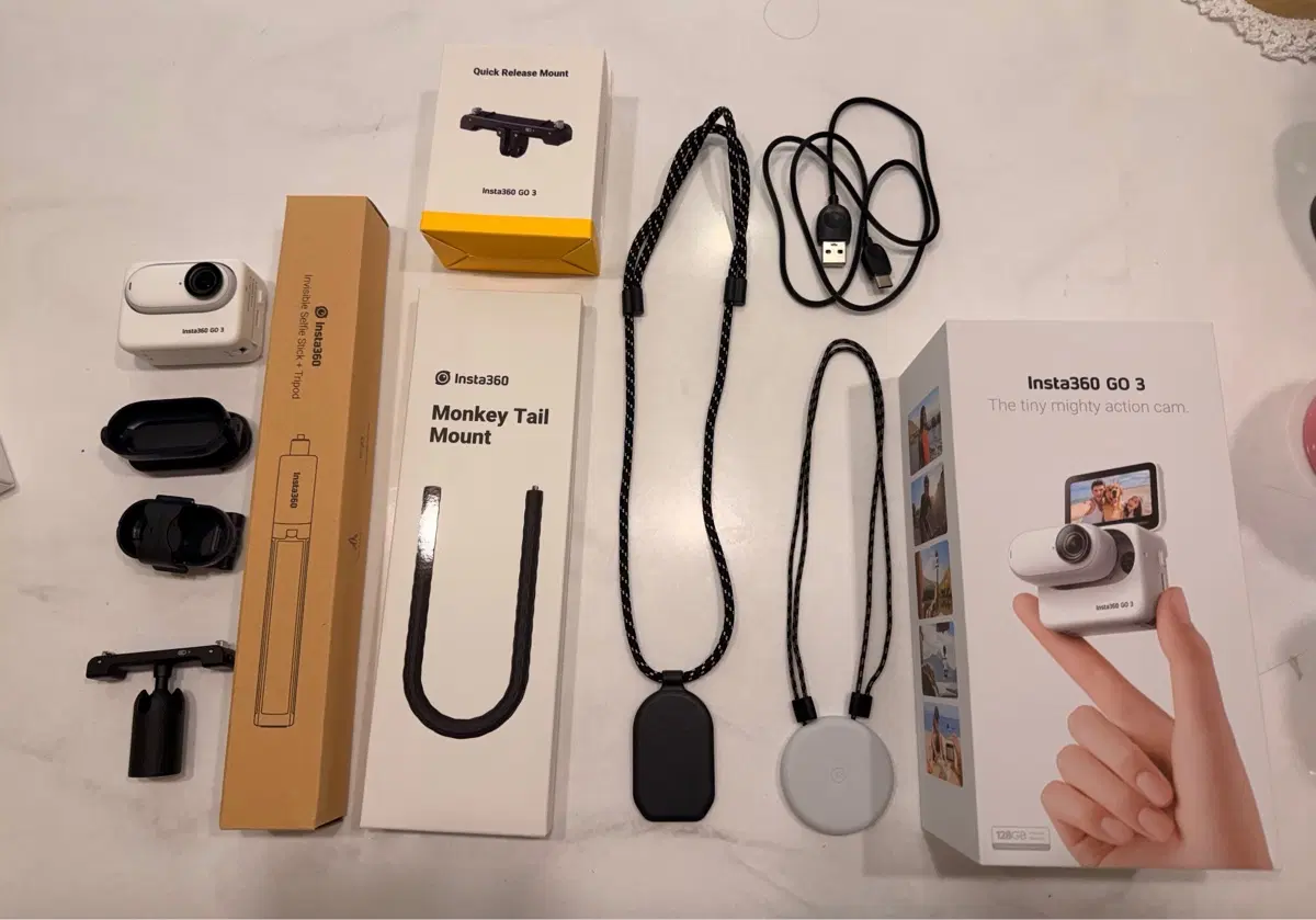 Insta360 GO 3 액션캠 및 액세서리 세트