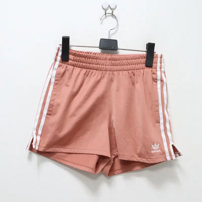 아디다스 여성 숏 트레이닝 반바지 XS 써니몰 중고장터 구제장터 861