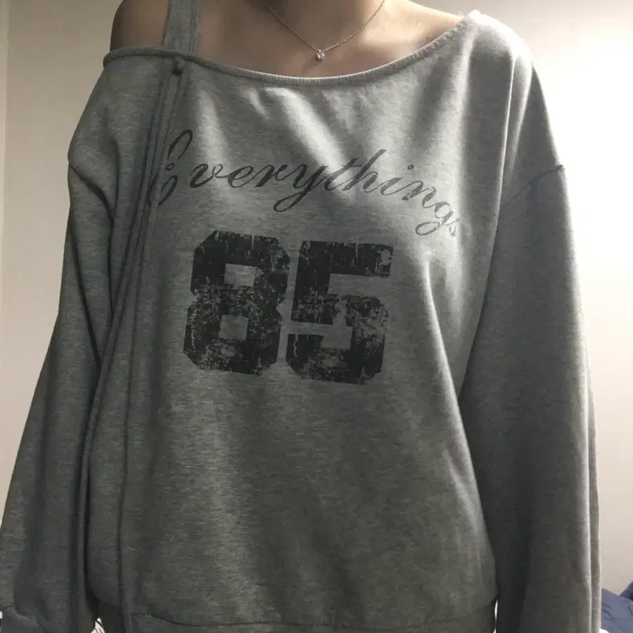 레터링 오프숄더 판매