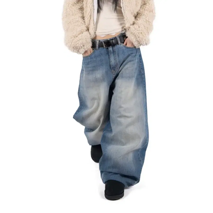 릿킴 OVER CURVED JEANS