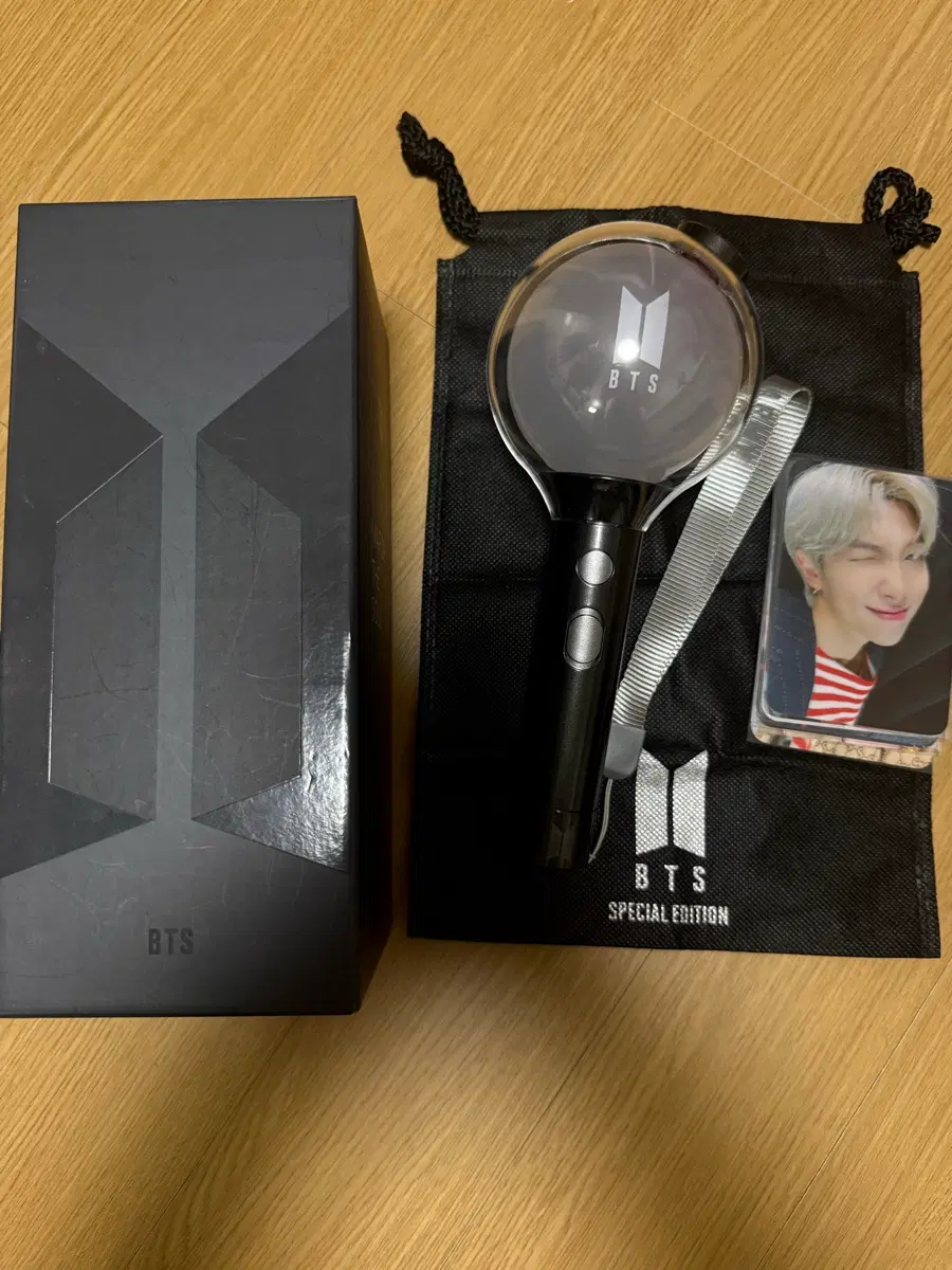 방탄 아미밤 스페셜 에디션 버전 2