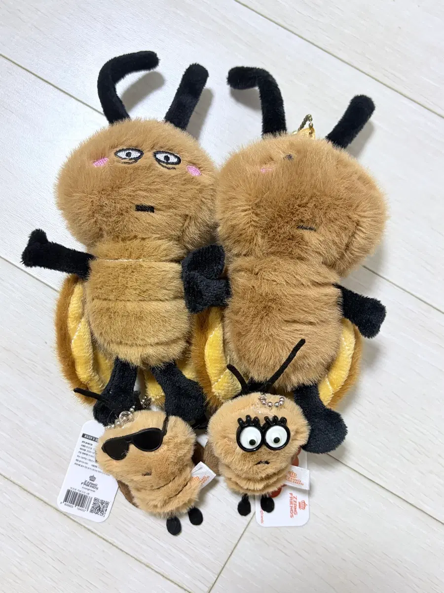 바퀴벌래 인형