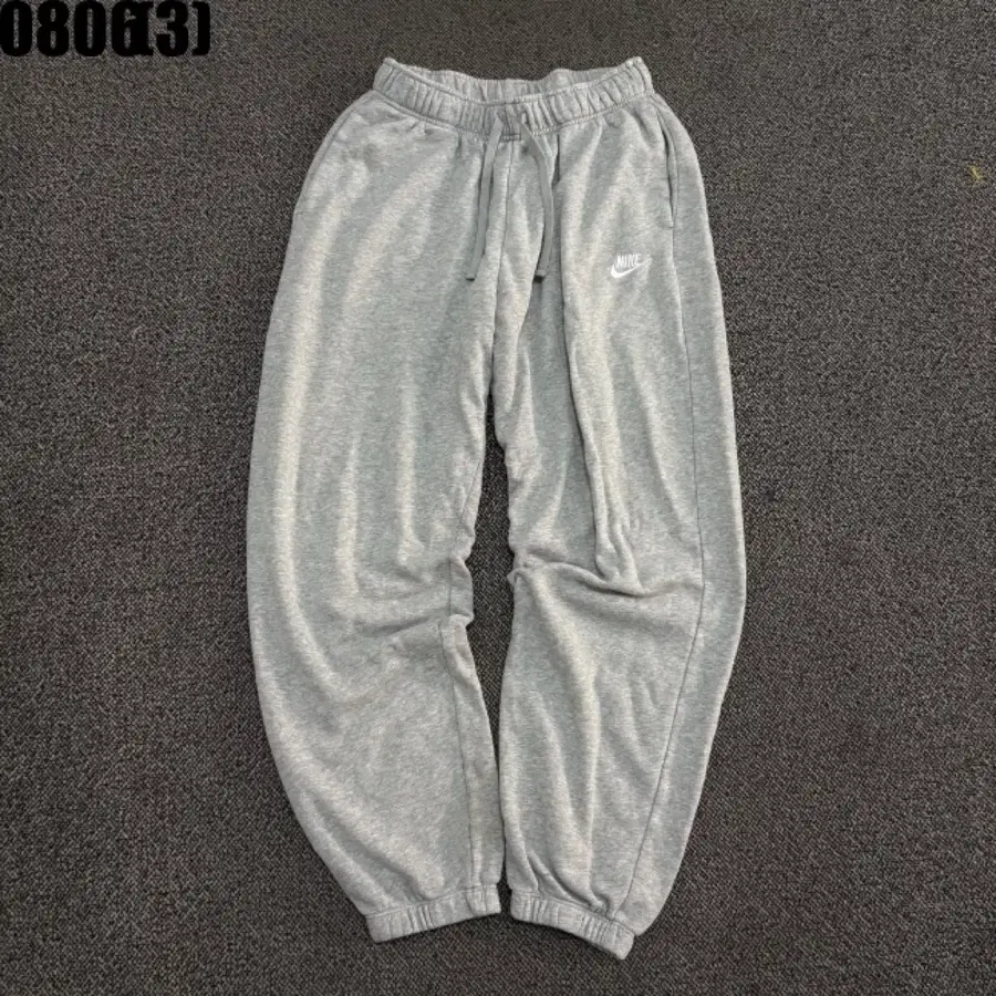 나이키 스우시 기모 조거 트레이닝 팬츠 그레이 s