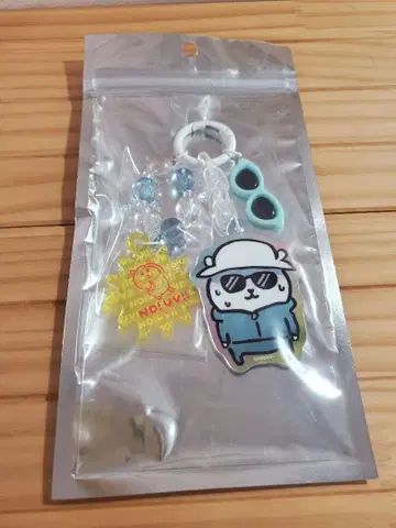 나가노 캐릭터 비즈 달린 반짝반짝 키링 (일광화상 입고 싶지 않은 곰)