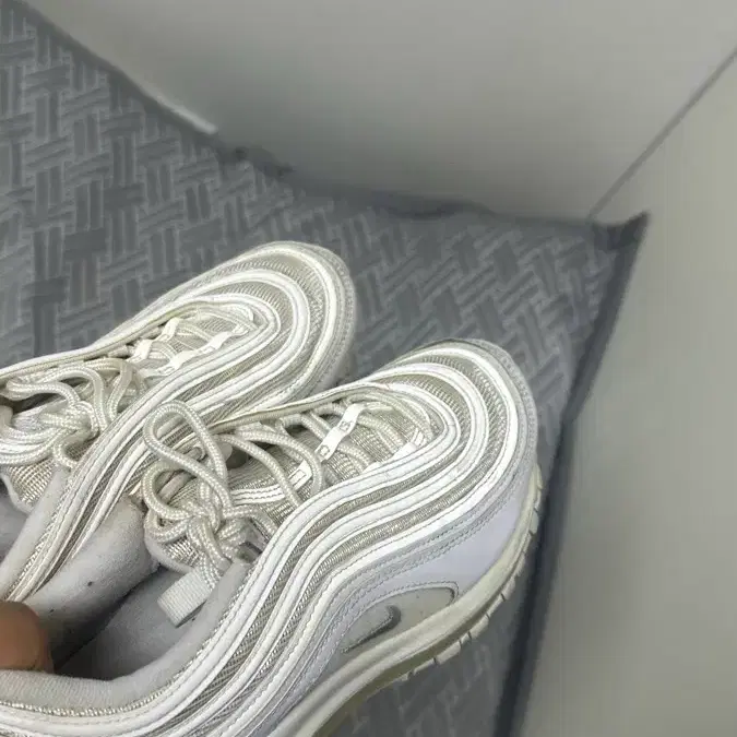 나이키 에어맥스 97 255
