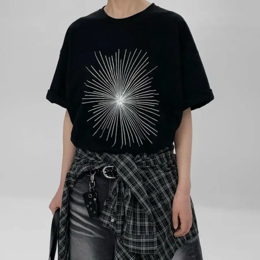 러브디스컬처 프리즈 오버 반팔티