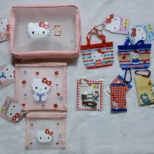헬로키티 파우치 세트