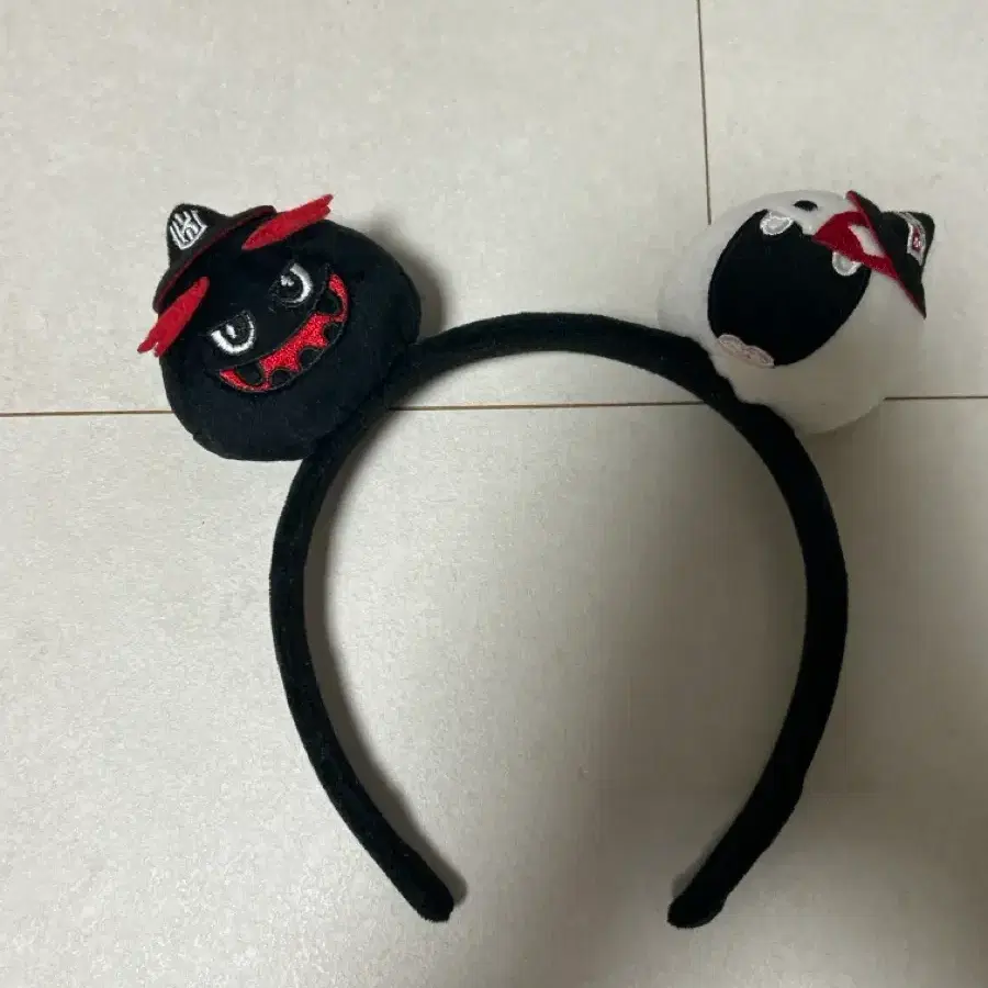 Kt 위즈 머리띠
