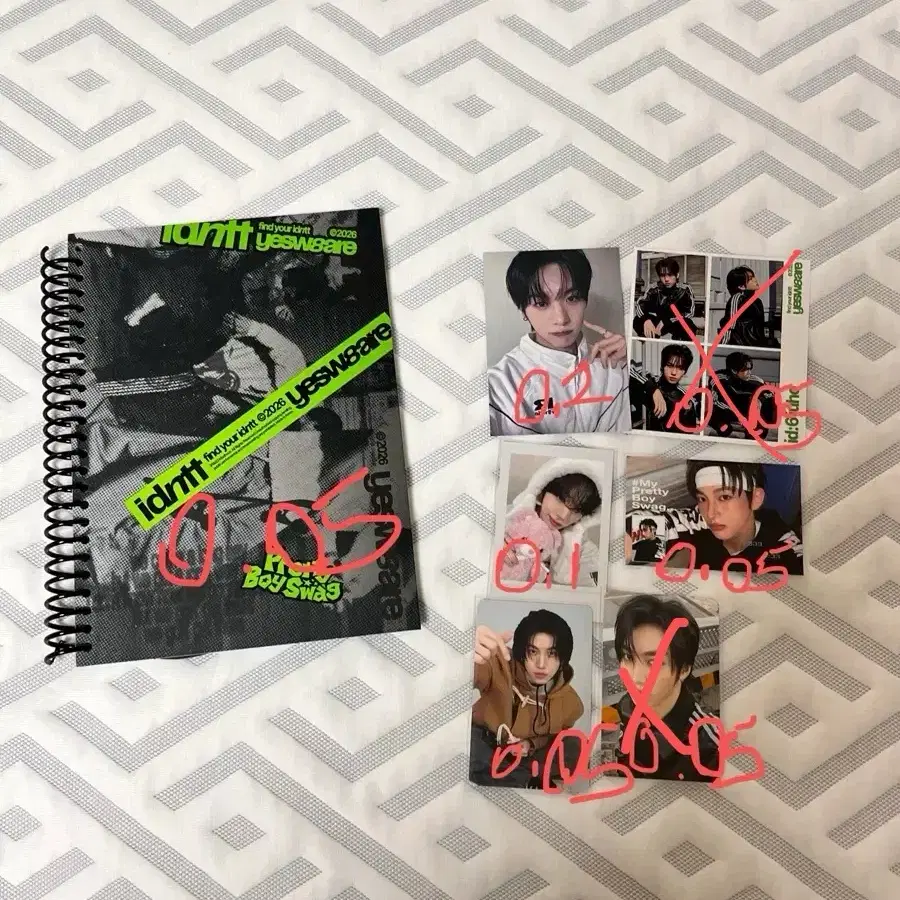 idntt 아이덴티티 프리티보이스웩 개봉앨범, 태인 주호