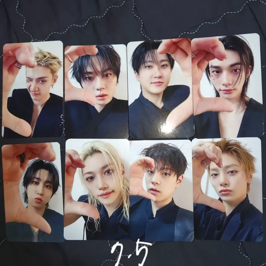 ストレイキッズ スキッズ コンサートRUN IT 0801入場ステイゾンフォトカード譲渡stray kids skz concert stay zone gift