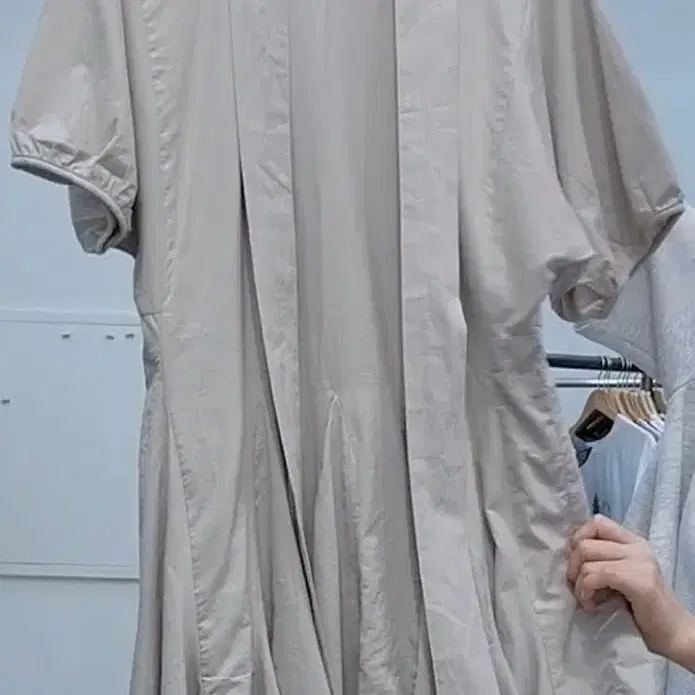 베이지 프릴 미니 원피스 66~77까지 새상품