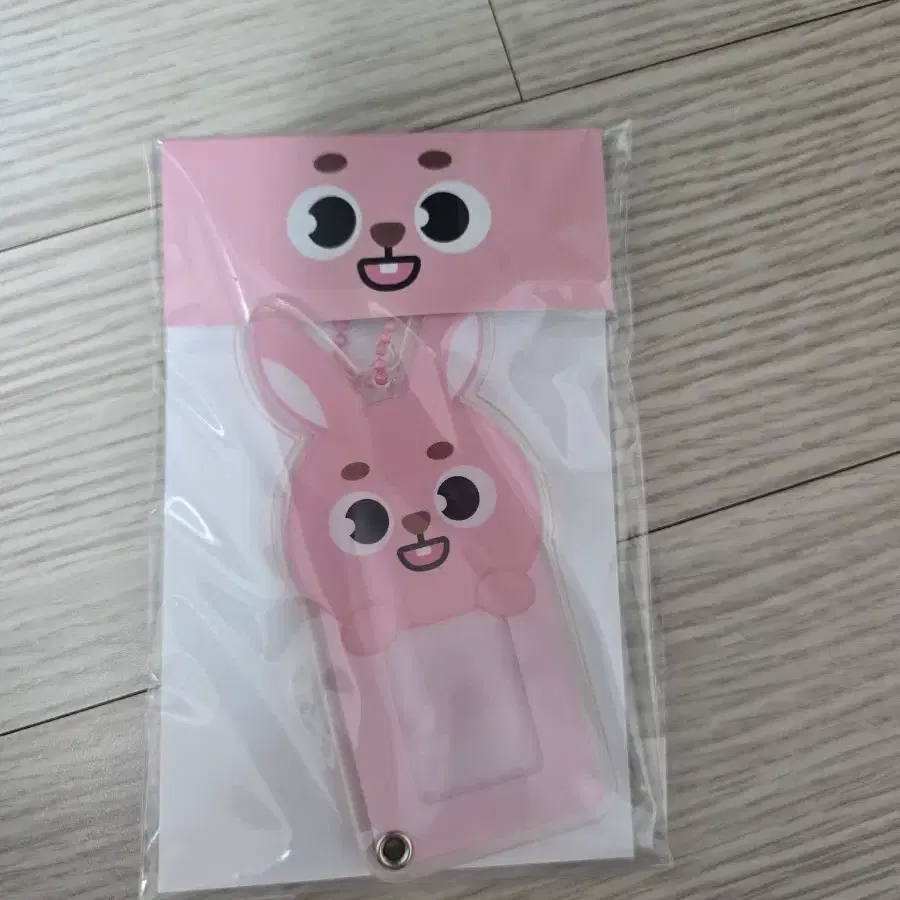 데이식스 아크릴 ID 홀더 필