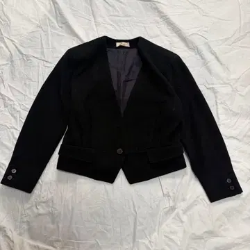 CORDIER 노카라 울 자켓 블랙 숏 기장