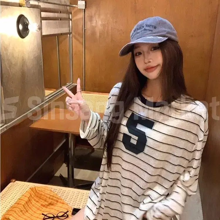 [빠른발송] 가을 콥미 그래픽스트라이프 루즈핏긴팔티 캐주얼 꾸안꾸 데일리