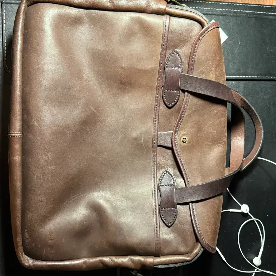 필슨 헤리티지 레더 오리지널 브리프케이스 (Filson Weatherproof Leather Original Briefcase)