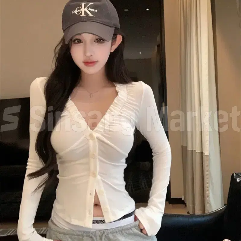 [빠른발송] 가을 리타 프릴셔링 브이넥 슬림긴팔티 섹시글램 쫀쫀 발레코어