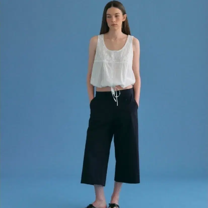타낫 테일러드 버뮤다 팬츠 Tailored bermuda pants (navy)