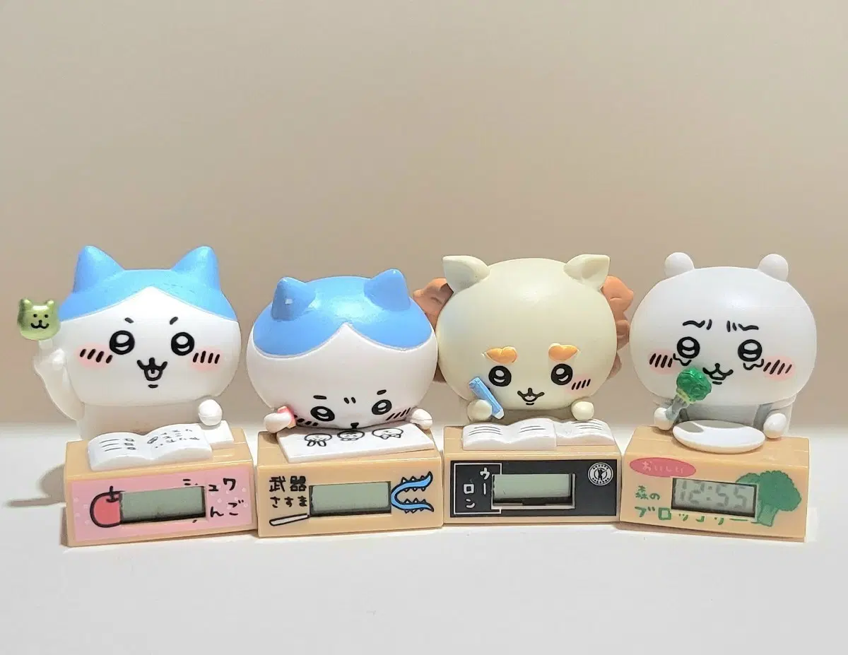 치이카와 시계 가챠 4종 일괄