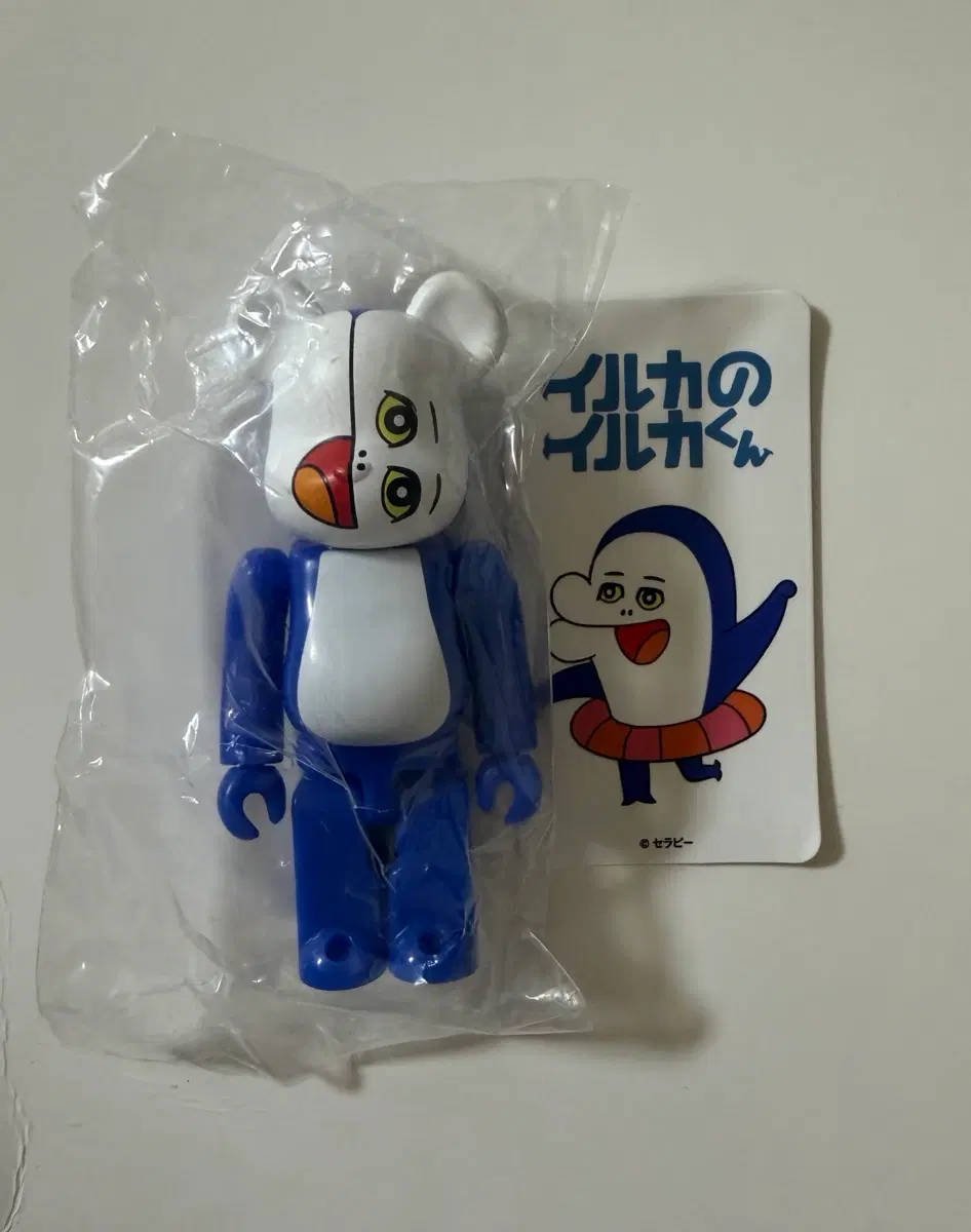 베어브릭 35탄 아티스트 일루카노 일루카군 (역)